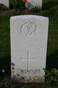 Dozinghem Military Cemetery - Price, Charles